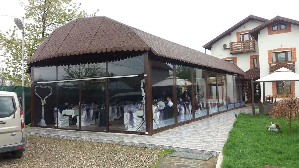 Pensiunea Dely_Cios Vălenii de Munte Екстериор снимка